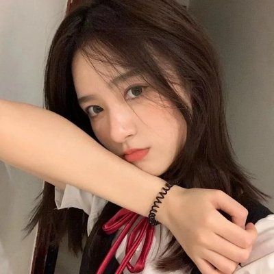 笼中女